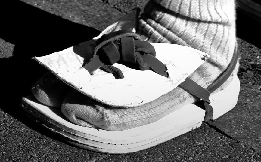 Minimal shoe with sock